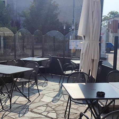 Il Canto Del Gallo Casa Vacanze Ristorante Pizzeria Cassinasco 外观 照片